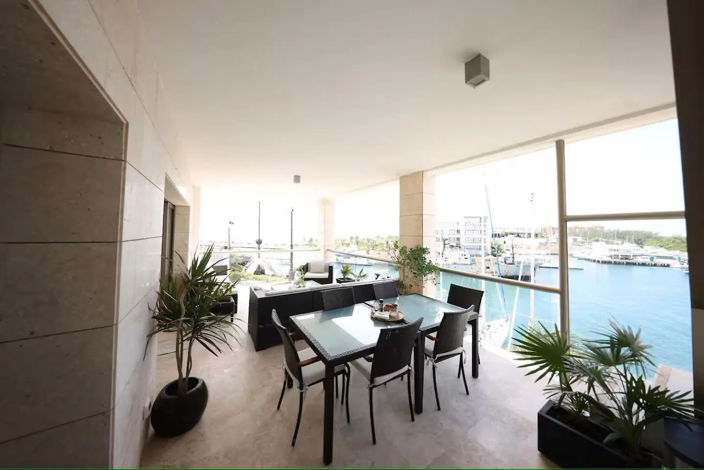 La Amada Residences Private Beach Getaway With Pools & Gym Cancun Apartment