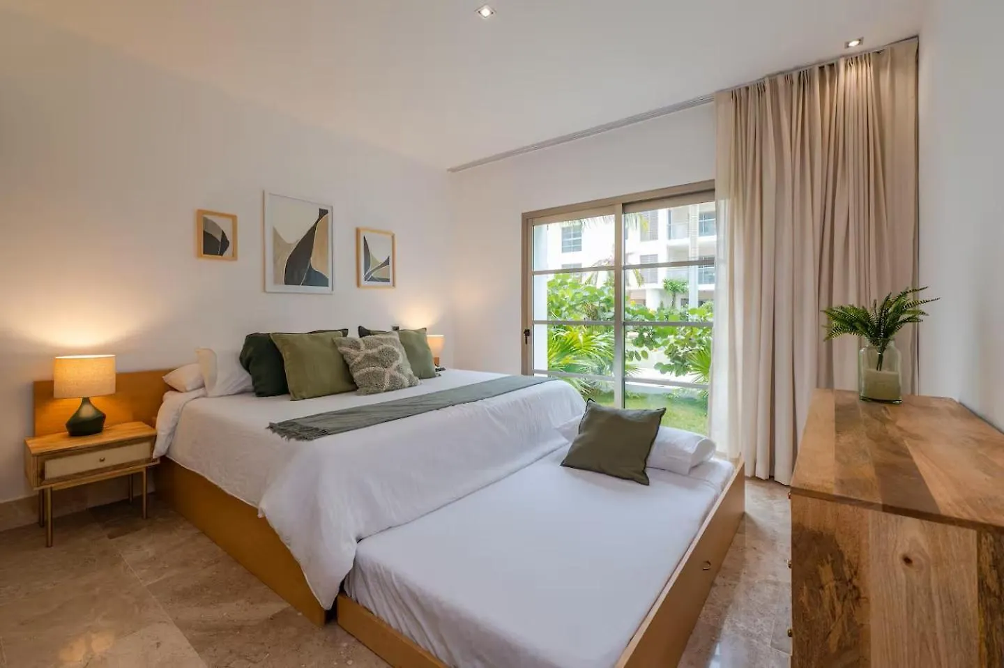 La Amada Residences Private Beach Getaway With Pools & Gym Cancun