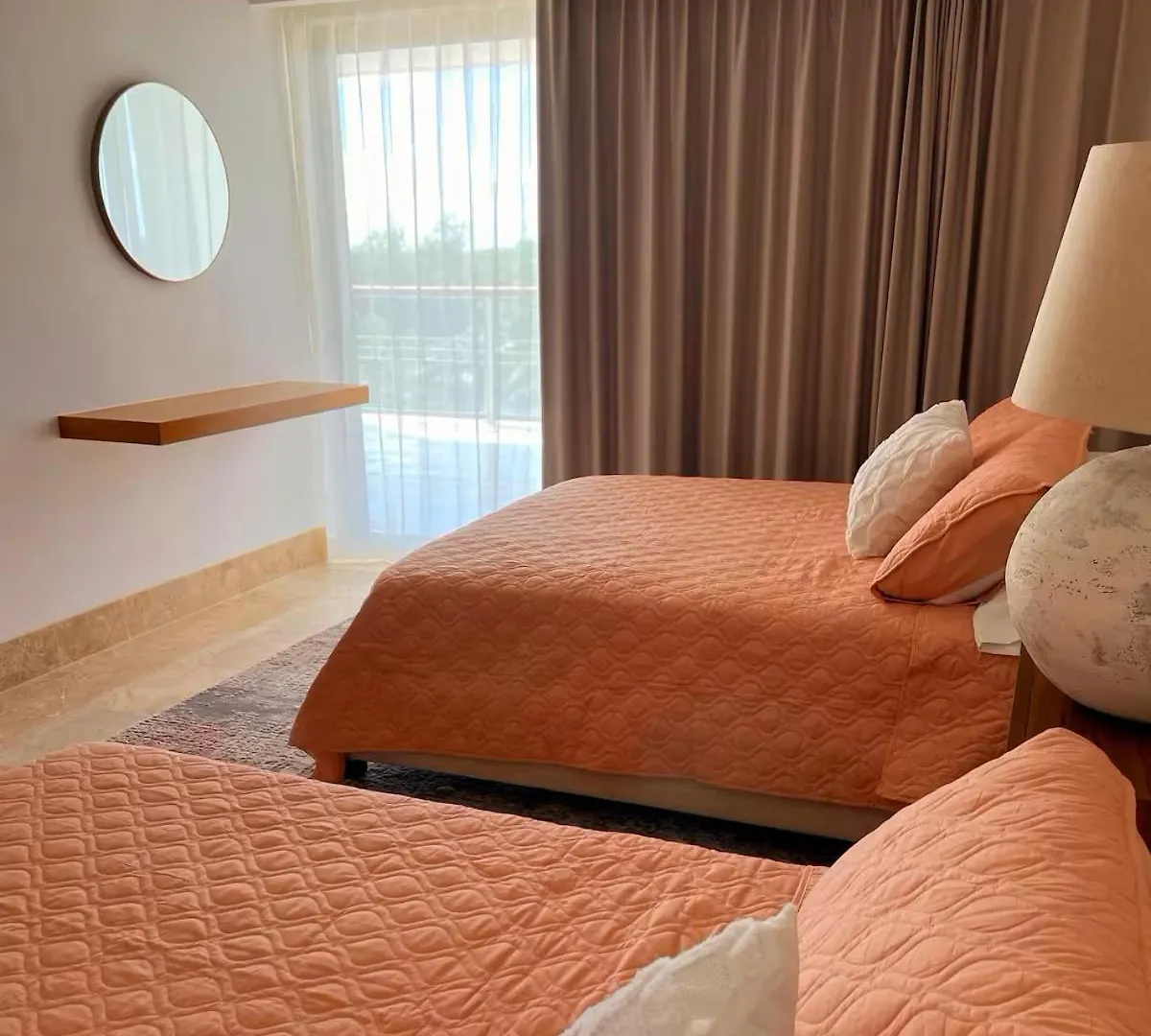 La Amada Residences Private Beach Getaway With Pools & Gym Cancun