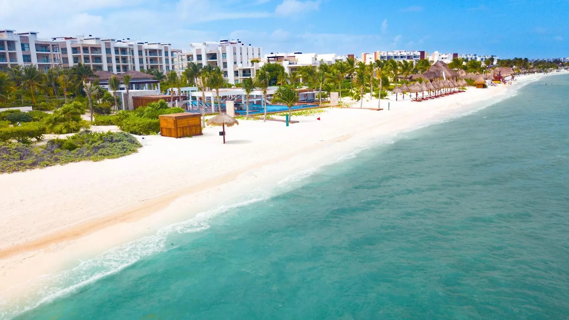 La Amada Residences Private Beach Getaway With Pools & Gym Cancun Apartment