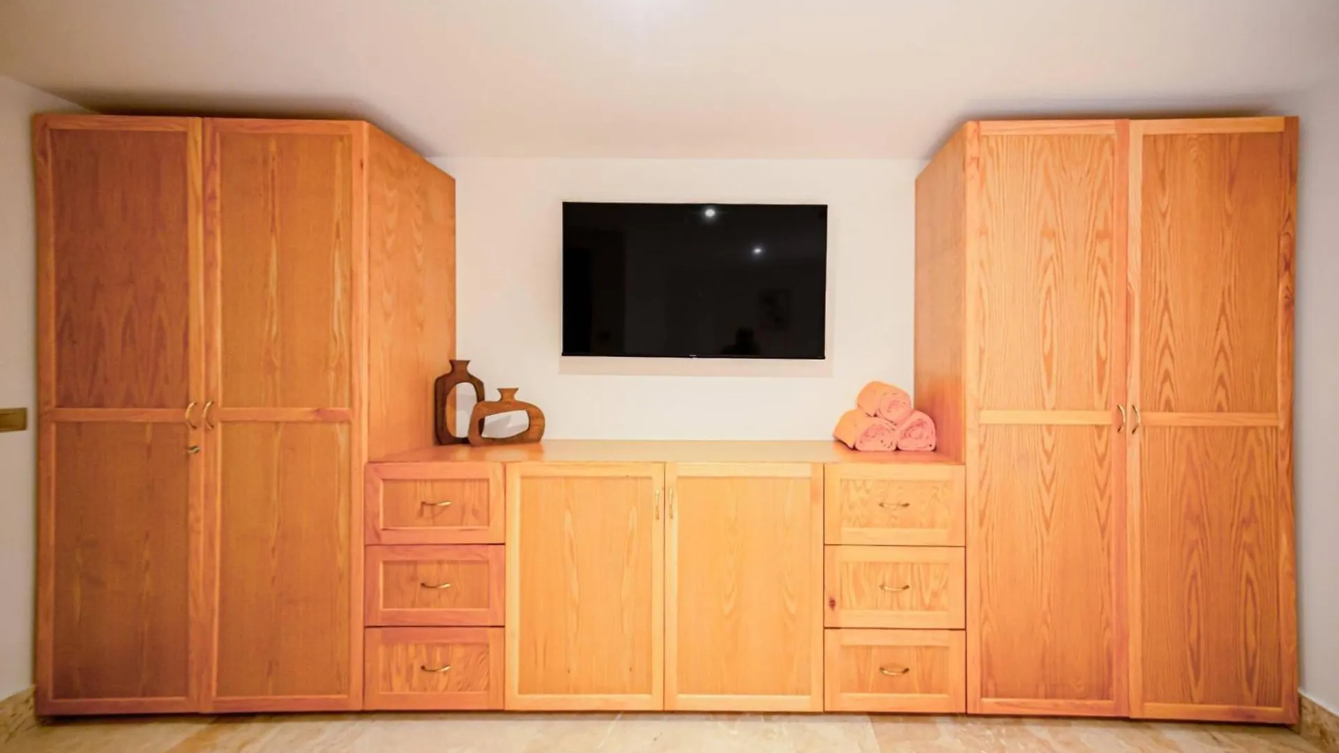 Apartment La Amada Residences Private Beach Getaway With Pools & Gym Cancun
