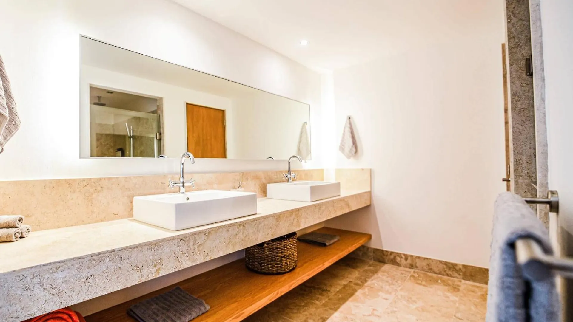 Apartment La Amada Residences Private Beach Getaway With Pools & Gym Cancun